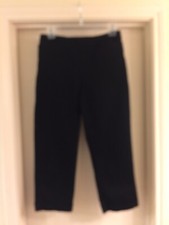 Ann Taylor Loft Black Cuffed Stretch Capri Pants Flat Front Side Zip Size 4 EUC 