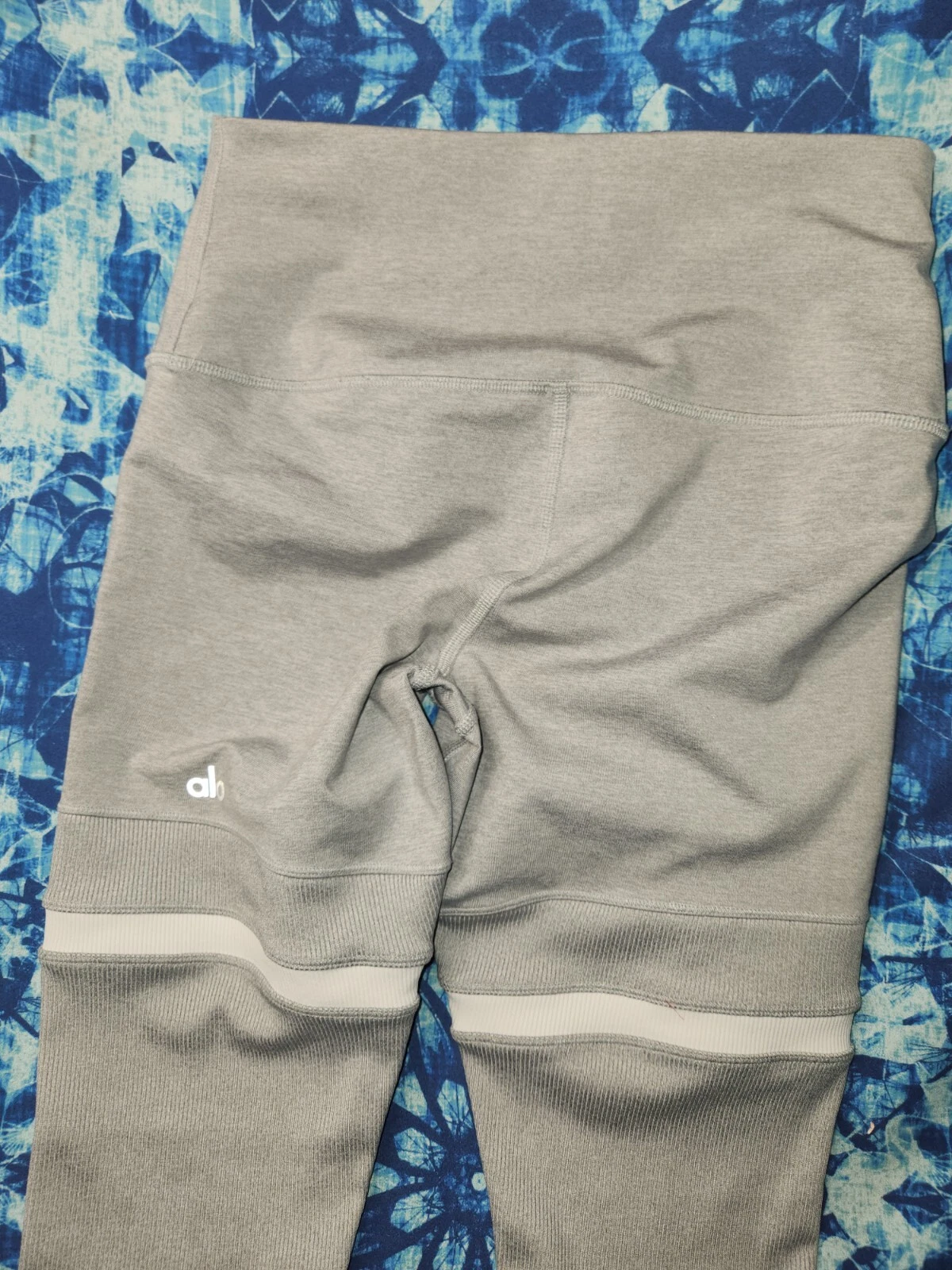 alo-yoga legit high-waist ribbed leggings