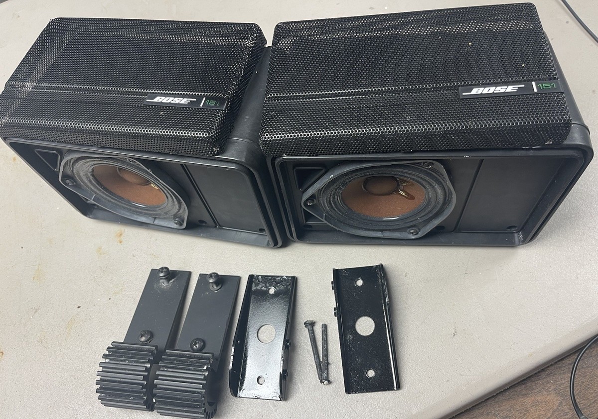 Bose 151 Indoor Outdoor Extreme Weather Proof Speakers With OR