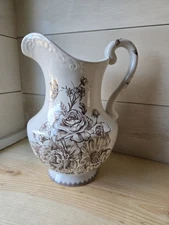 The Pioneer Woman Agatha Stoneware 2L Pitcher, Brown