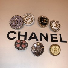 CHANEL Vintage MIXED Lot 7 Piece Buttons SetBlack Gold  Silver 20-23M READ-mixed