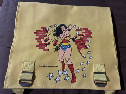 Vintage 1980 Yellow Wonder Woman Children’s Book Bag DC Comics Pre-owned Unused