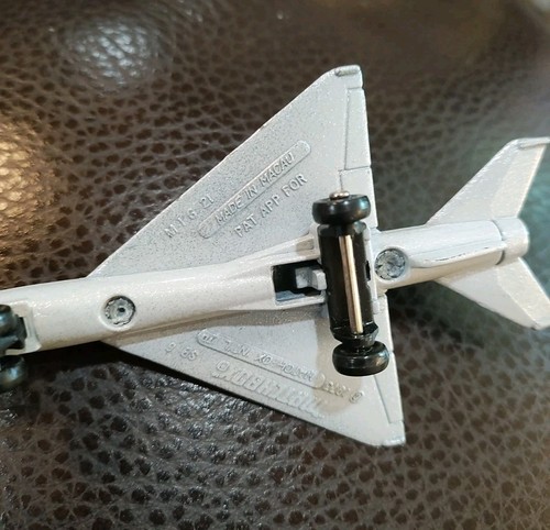 1973 Matchbox Fighter Jet MIG 21 SB 6 Airplane silver Sparkle Color Red Stars - Picture 5 of 8