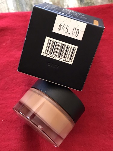 Rodial Airbrush Make-up Heavy Duty Foundation Paste Farbe ist 04 Made in Italy - Bild 3 von 10