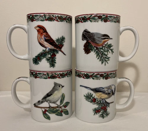 Set of 4 National Wildlife Federation Mugs Christmas Birds Pine Cones Ribbons 🕊