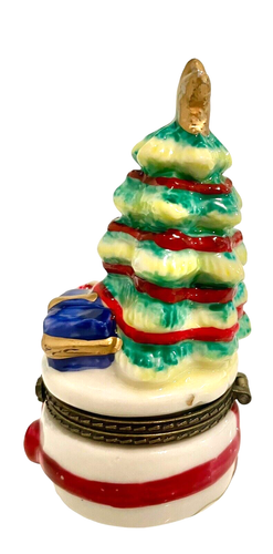 Porcelain 4” Christmas Holiday Tree with Presents Hinged Ceramic Trinket Box - Picture 4 of 7