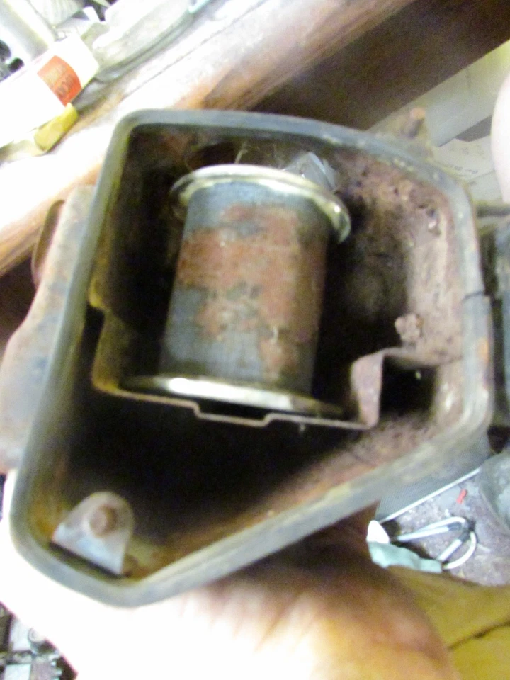 Honda XL125 1978 caja de aire y caja de herramientas XL 125 Foto 3 de 4