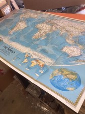 NATIONAL GEOGRAPHIC  MAP OF THE WORLD, 1988 ,  30" X 45"
