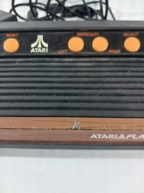 ATARI FLASHBACK 2 Classic Game CONSOLE TV Plug In 40 Built In Games +CONTROLLERS