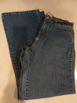 Levis 512 Perfectly Slimming Bootcut  Women's Blue Jeans  W 31 I 28 R 10.5