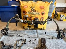BowTech Tomkat Left-Handed Compound Bow Package - 60 lb Draw - Ready to Shoot