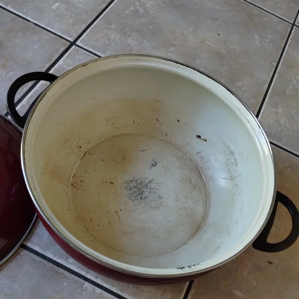 Vintage COPCO Sam Lebowitz enamel Pot  w brass handle SPAIN 5QT ( 4.8 L ) - Image 3 of 4