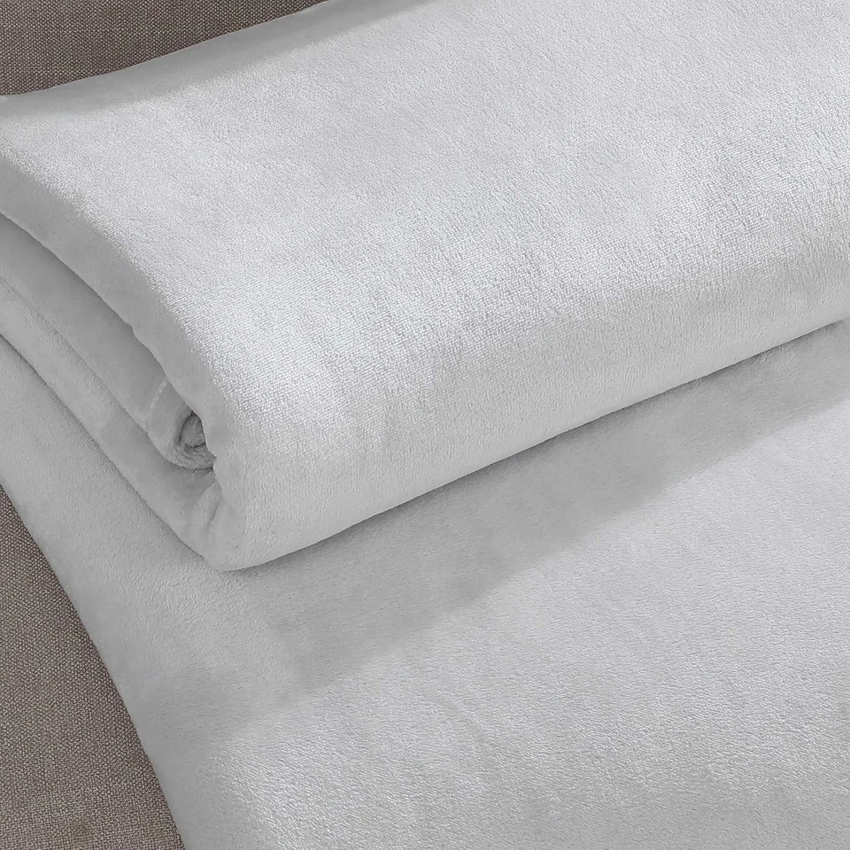 Calvin Klein - Manta King, Ropa de cama de felpa suave, King mediano, Gris aluminio  Foto 4 de 4