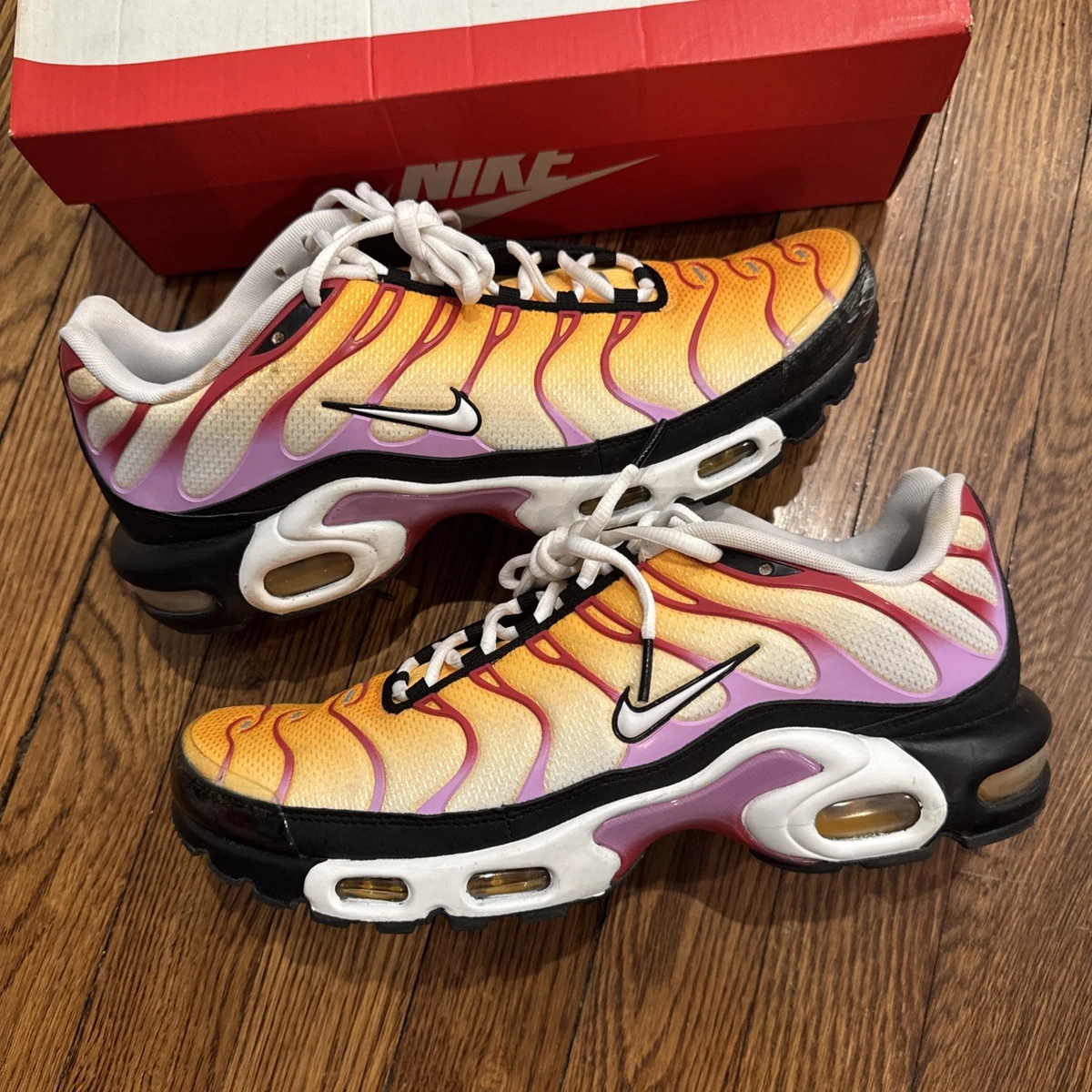 Nike Air Max Plus Laser Orange Fuchsia for Sale | Authenticity