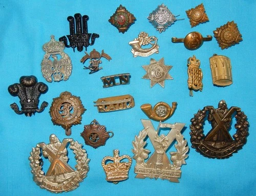FINE BRITISH MILITARY BADGE LOT WW1 & 2 ERAS - LARGE COLLECTION