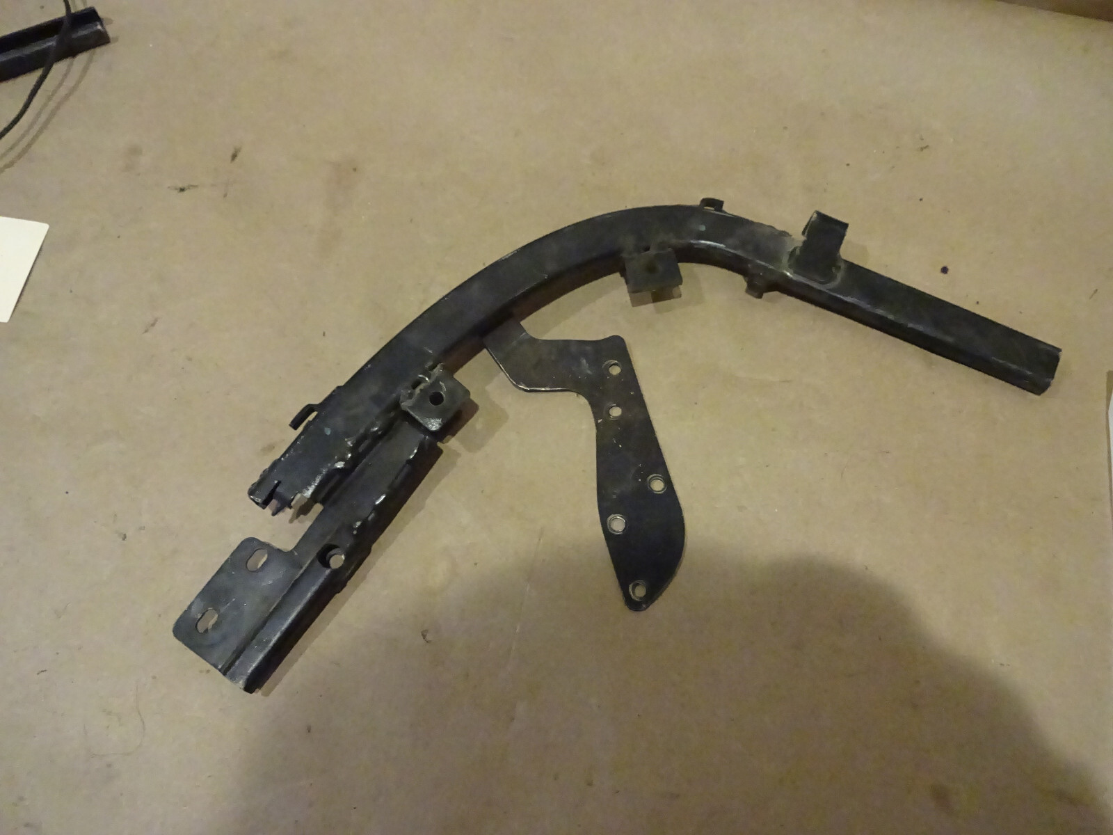Ferrari California -RH Guide For Trunk Separator Panel - P/N 80806800
