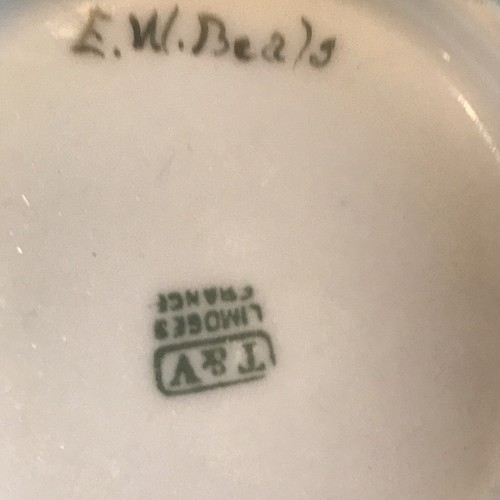 Antique Limoges White Water Lillies Powder Dish Bowl and Powder Puff Green M42 - Picture 14 of 22