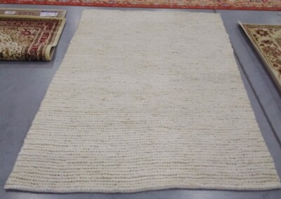 IVORY 5' X 8' Broken Thread Rug, Reduced Price 1172707205 NF520A-5