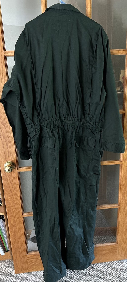 NWOT Benchmark Coveralls Mens XL Green Flame Resistant Pockets Zip