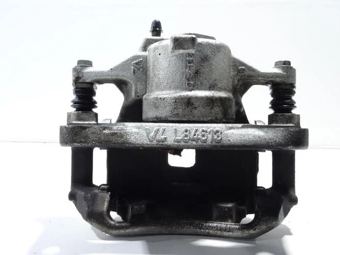 Etrier avant gauche (freinage) TOYOTA COROLLA E21 BREAK 4775002490 - Photo 3/4