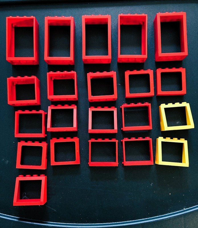 LEGO WINDOWS AND DOOR FRAMES LOF OF 20