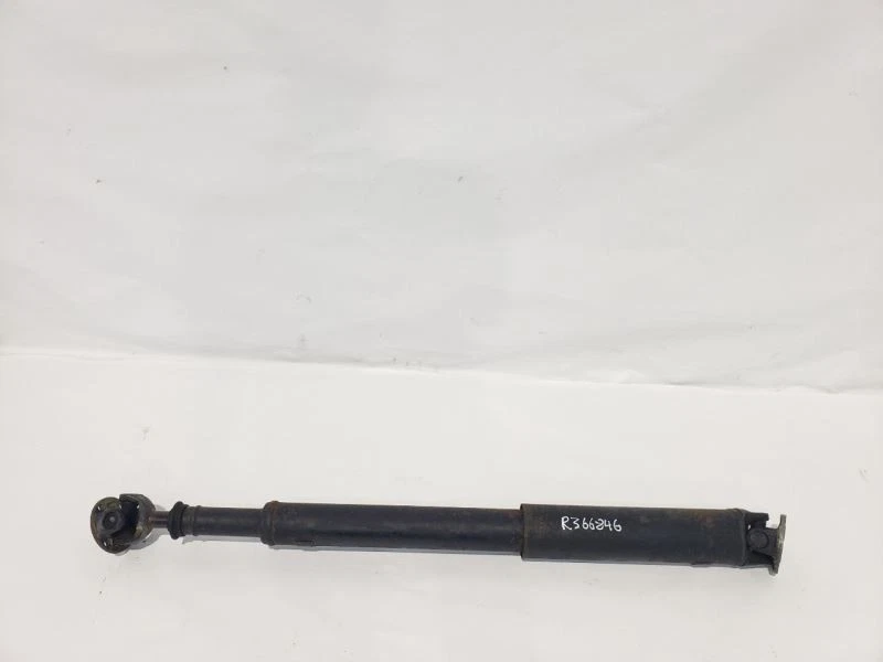 Rear Drive Shaft 4.0 Automatic RWD OEM 1992 1993 1994 1995 1996 Jaguar XJS - Image 4 of 4