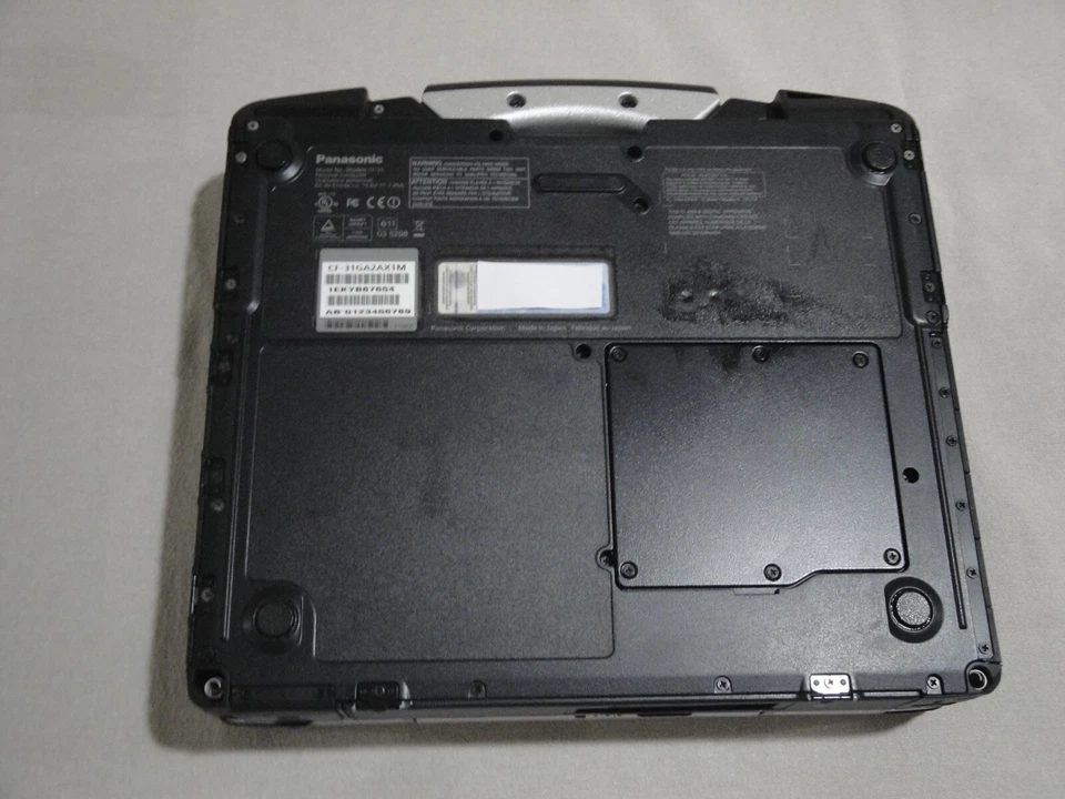 Panasonic Toughbook CF-31 Intel Core i3 2,26 GHz 4 GB de RAM Foto 4 de 4