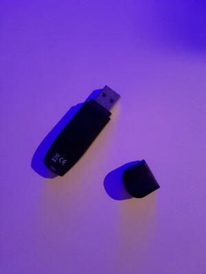 Auto Trading Robot auf USB Stick I EA I Börsen Software Handelssystem für Forex