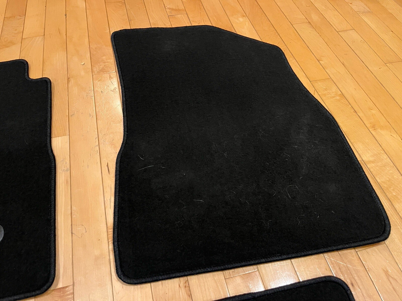 NEW SEALED For 202023 GM BUICK ENCORE GX Floor Mats Set of 3 Front