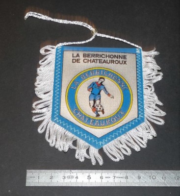 Vintage Fanion/Wimpel LA BERRICHONNE CHATEAUROUX FOOTBALL (Nuovo e nell'imballaggio originale) a Gland per CHF 9 – con consegna | Acquista su