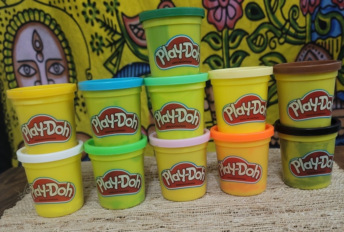 NEW Play-Doh Modeling Compound 11 Pack Case Colors Non-Toxic