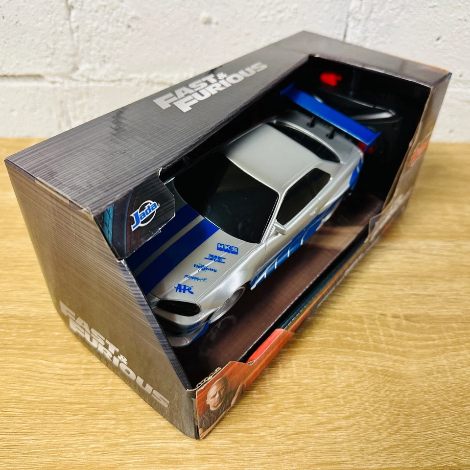 Jada Toys Fast & Furious 1:24 Brian's Nissan Skyline R34 Remote Control RC Car - Image 2 of 3