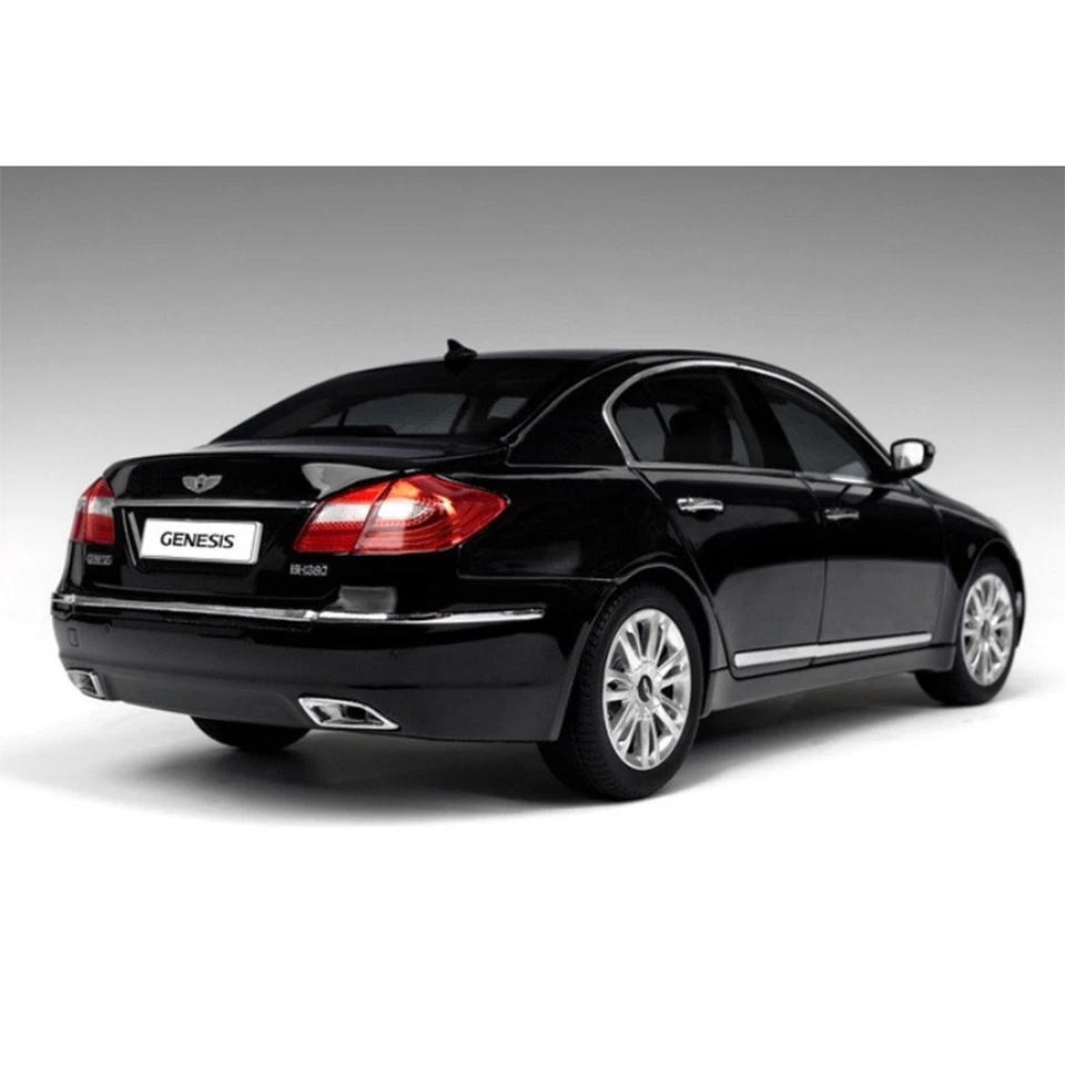 Hyundai Genesis BH380 Facelift 1:18 Diecast Model Car Sedan – Black - Image 3 of 4