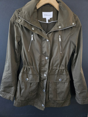BCBGeneration OLIVE /Green Hooded Windbreaker Jacket Coat Zippers XS