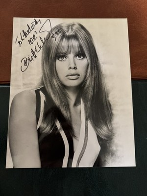 (BF2) BRITT EKLAND ORIGINAL SIGNED AUTOGRAMM TV FILM SCHAUSPIELERIN JAMES BOND