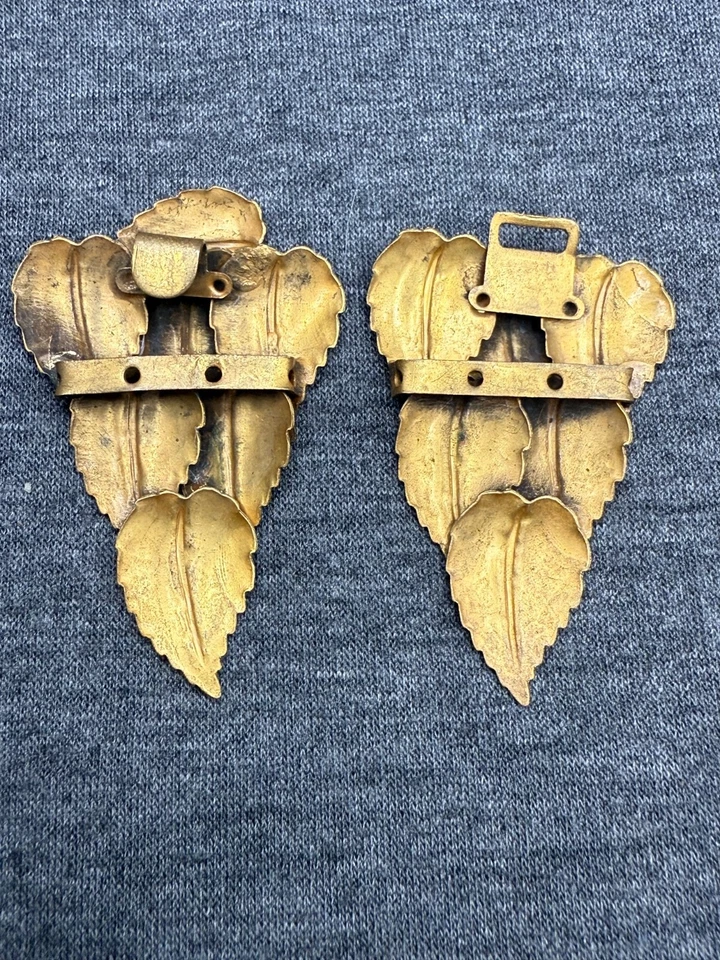 Vintage Leaf Buckle Victorian Sash Gold Tone - Image 2 of 4