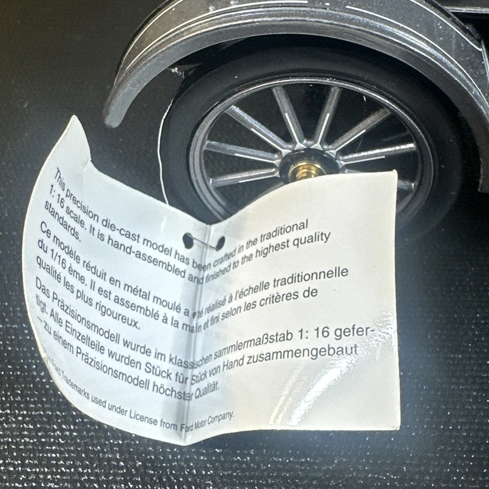 Camión Ford Modelo T 1913 Franklin de fábrica Colt Firearms 1/16 como nuevo en caja Foto 3 de 4