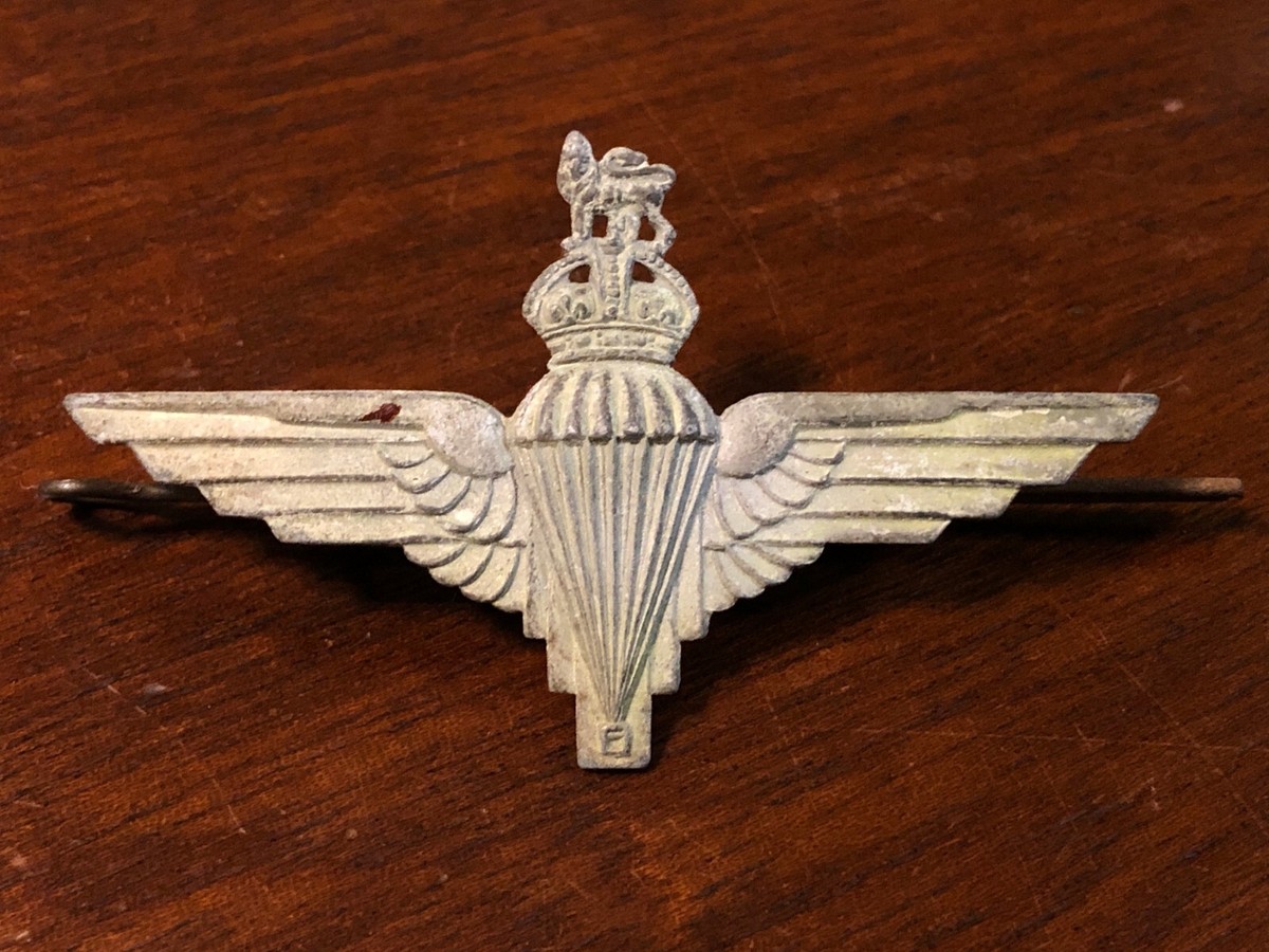 WW2 イギリス軍　帽章 WW2 British Army Parachute Regiment KC Para Wings Beret Lugged Cap