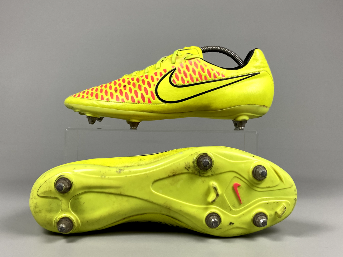 2014 Nike Magista Onda SG US 11 soccer cleats football boots