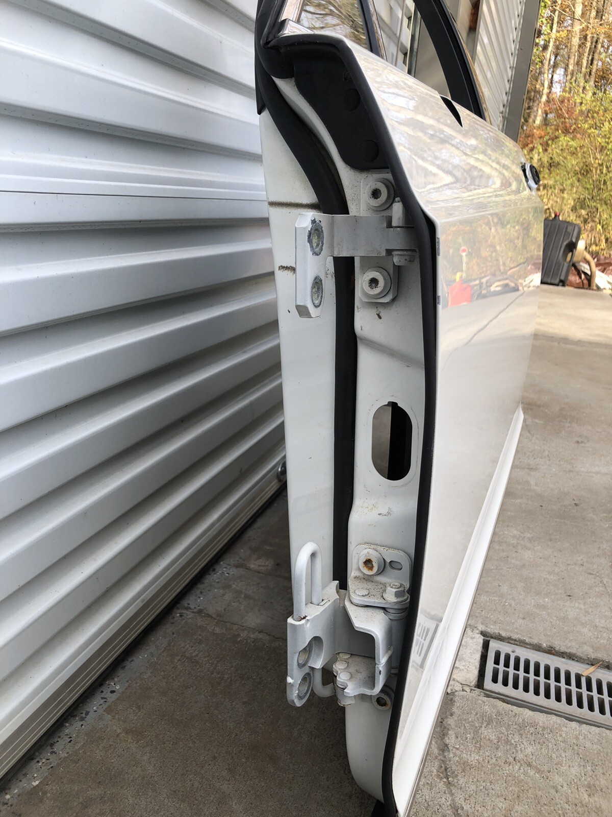 bentley flying spur driver left front door shell 2006 2007 2008 09 10 11 12