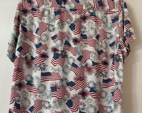 Free Planet Stars & Stripes Flags Fireworks White Button Up Shirt Mens MEDIUM - Picture 8 of 10