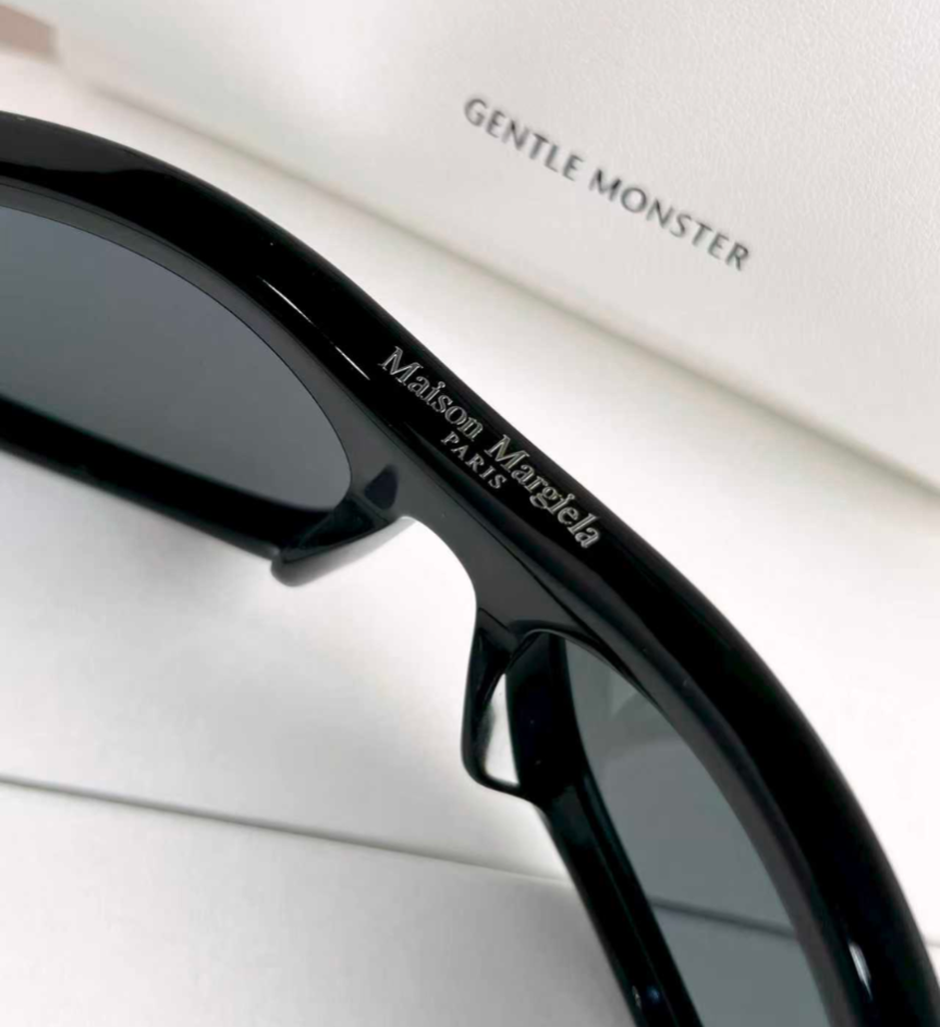 Gentle Monster Maison Margiela MM003 01 Sunglasses Black/Gray With
