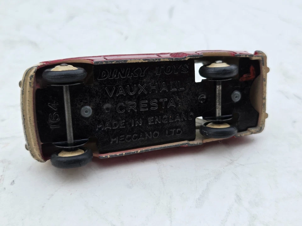 DINKY TOYS #164 - VAUXHALL CRESTA - BURGUNDY & CREAM - Image 3 of 3