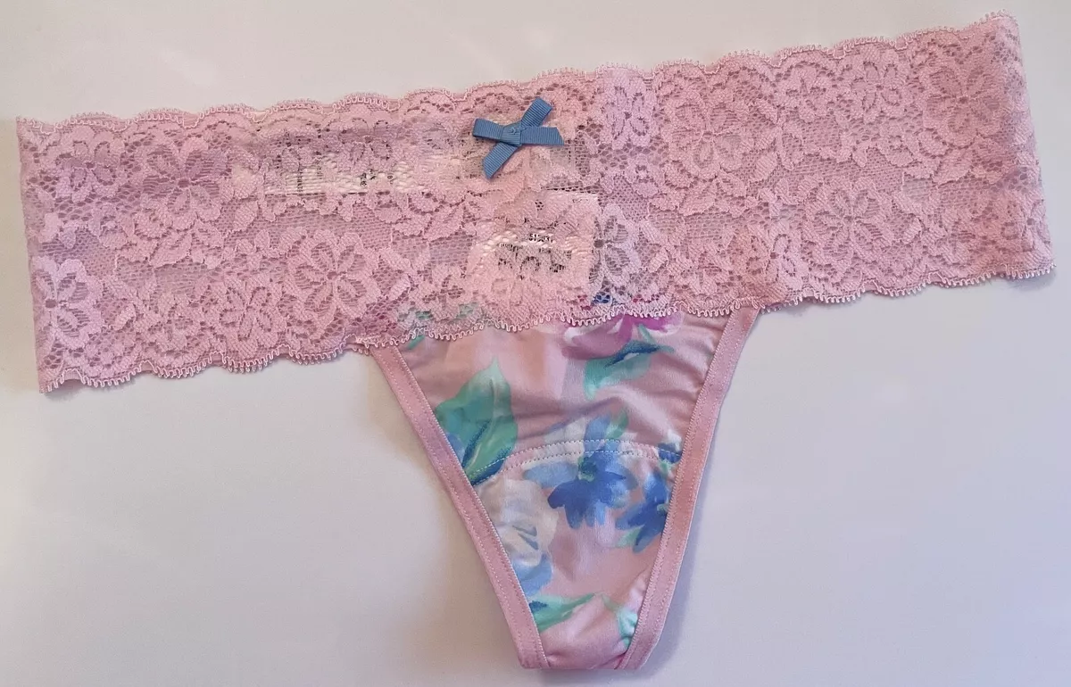 NWT GILLY HICKS HOLLISTER XS/S LAVENDER BLUE FLORAL SMOOTH LACE THONG  PANTIES