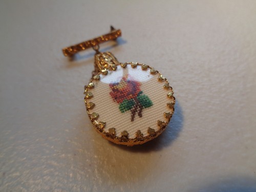 Needlepoint & Gilt metal Purfume bottle brooch 1930s Used