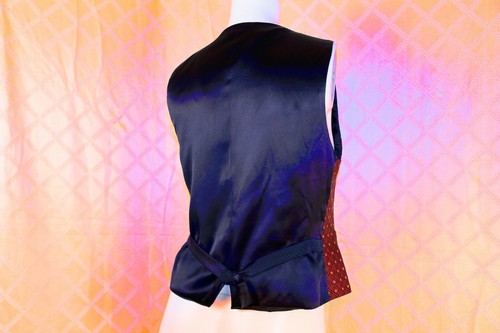 Gilet donna ESCADA Italy rosso oro nero seta geometrica taglia M euro 35 - Foto 9 di 10