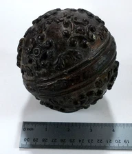 Resin Carpet Ball Home Decor 4" Roman Motif Dark-Toned Parlor Ball