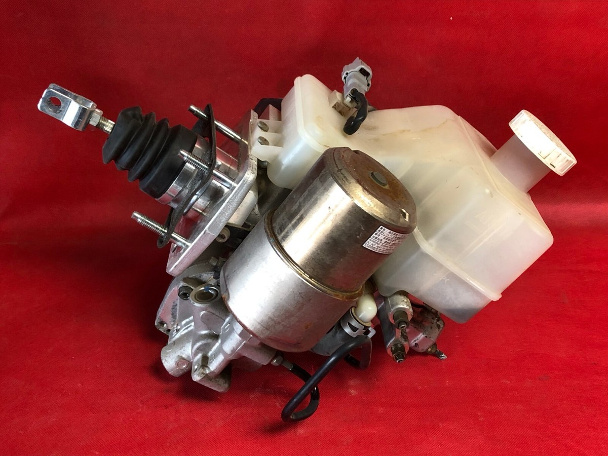 01-02 MITSUBISHI MONTERO LIMITED ABS PUMP BRAKE BOOSTER 01-02 MITSUBISHI MONTERO LIMITED ABS PUMP BRAKE BOOSTER