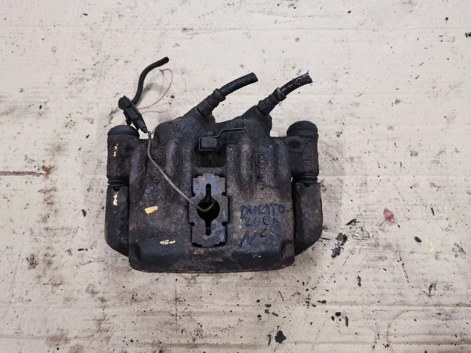 Pinza de freno delantero Fiat Ducato 2004 2,3 diésel n/s/f lado izquierdo del pasajero Foto 2 de 4