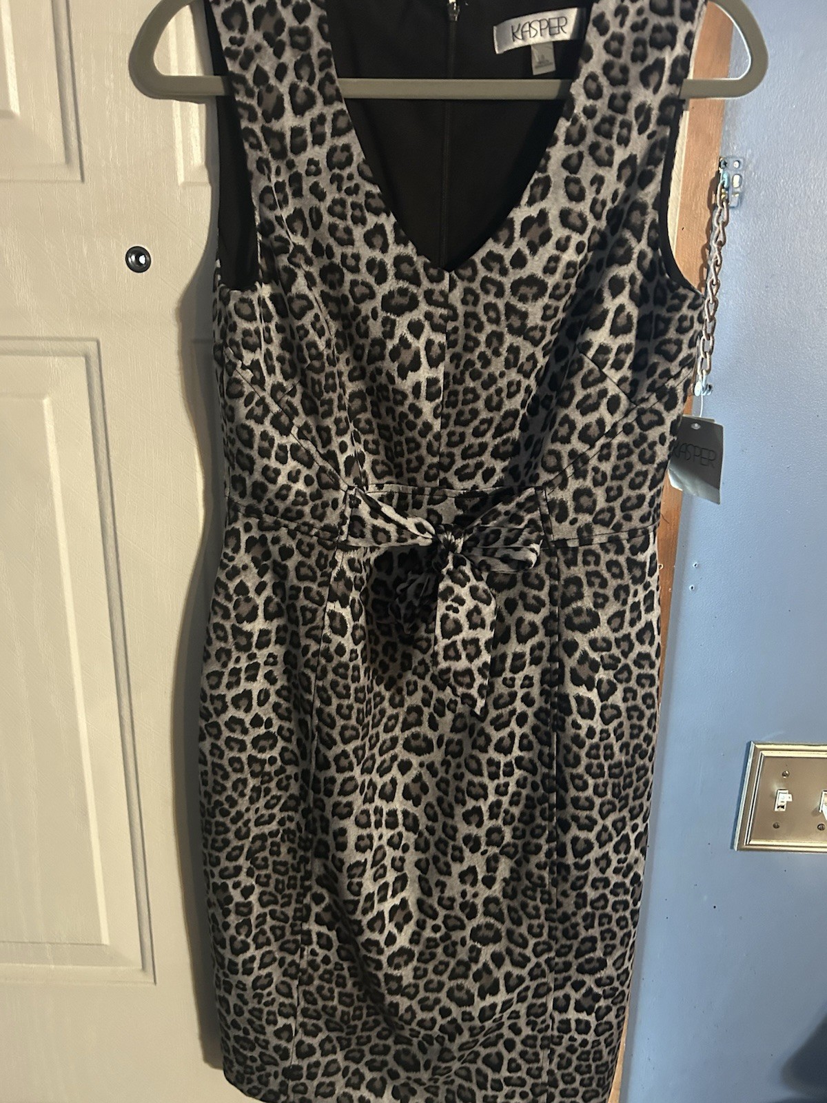 Kasper Women’s Sleeveless Dress Size 6 NWT Leopard Print With Black Slip
